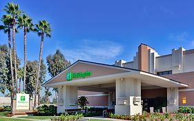 Anaheim Holiday Inn And Suites